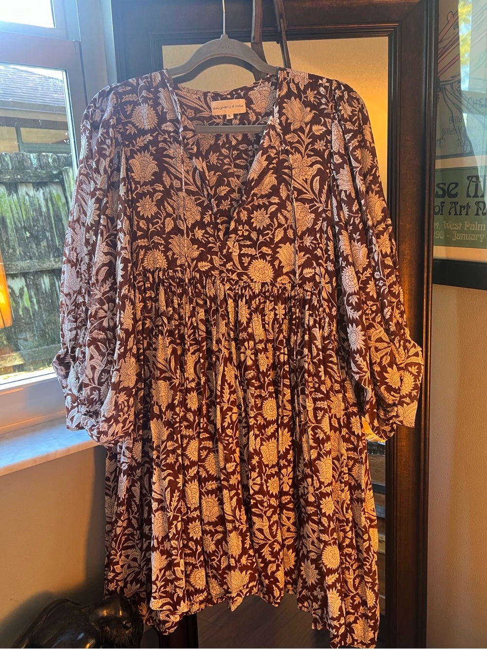 Daughters of India, burgundy floral print tunic/baby doll dress size L,perfect!